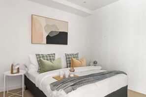 2 chambres, fer et planche à repasser, Wi-Fi, literie fournie