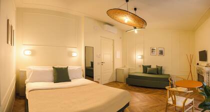 Camera Luxury in Centro a Foligno, a 5 Minuti da Caserma e Stazione