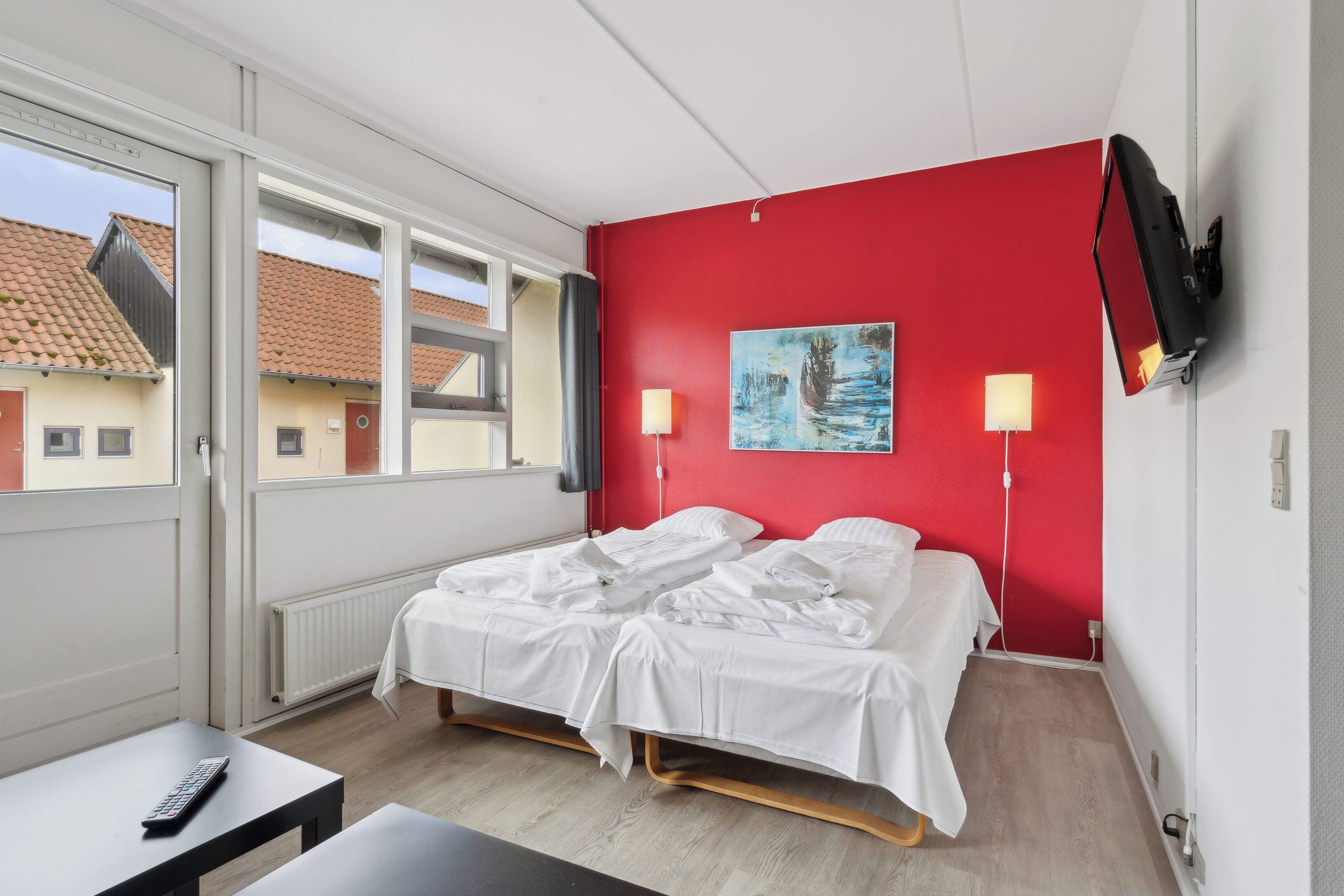 Schallisolierte Zimmer, kostenloses WLAN, Bettwäsche