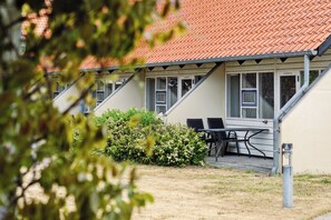 Terrace/patio - Karrebæksminde Strandhotel (Karrebæksminde)