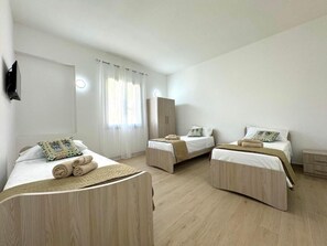 1 habitación, wifi y ropa de cama 