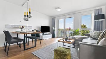 Fernseher, Stereoanlage