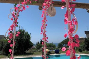 Property grounds - Villa with and swimming pool surrounded green 400 meters and from the beaches (Forio)