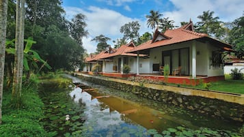 Phòng đôi cơ bản | Nệm có lớp đệm bông, phòng cách âm