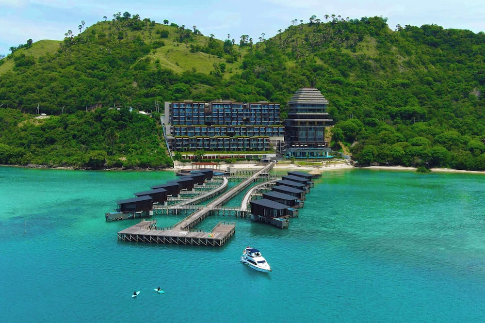 Katamaran Hotel & Resort Komodo