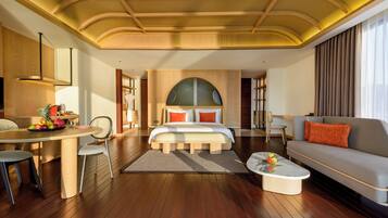 1 makuuhuone, ylelliset vuodevaatteet, pillowtop-patjalliset sängyt