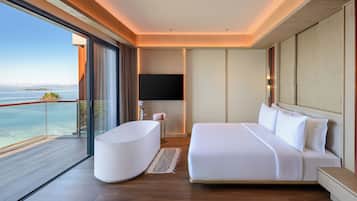 1 bedroom, premium bedding, pillow-top beds, in-room safe