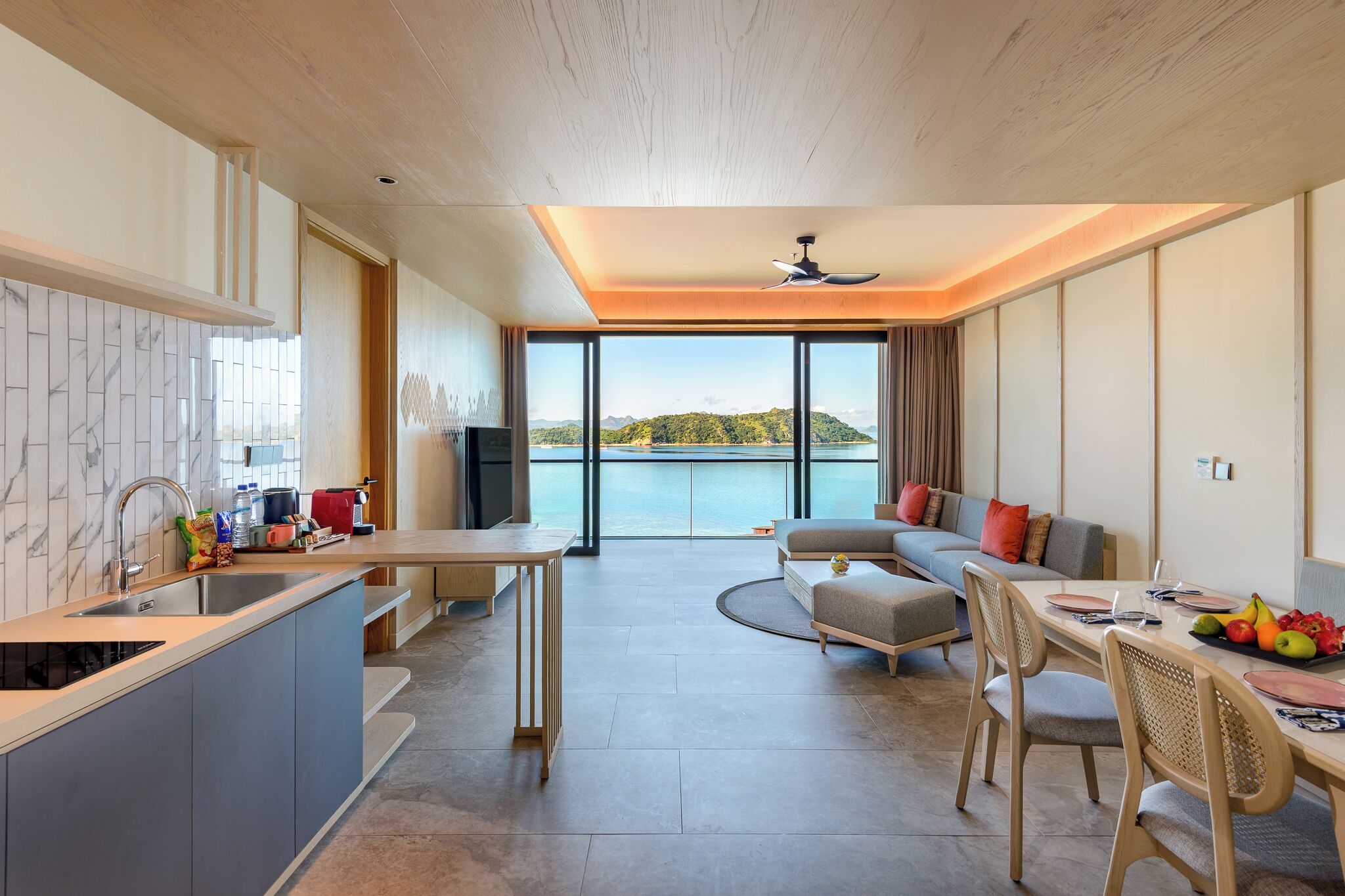 Signature Ocean Suite | Balcony view