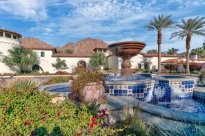 Property grounds - Picturesque Legacy Villas Studio near Main Pool #B (La Quinta)