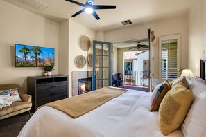Iron/ironing board, WiFi, bed sheets - Picturesque Legacy Villas Studio near Main Pool #B (La Quinta)