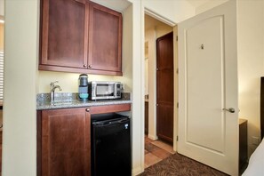 Interior - Picturesque Legacy Villas Studio near Main Pool #C (La Quinta)