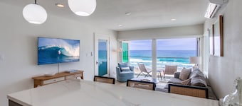 Ocean Front * Newly Remodeled * Luxury Condo