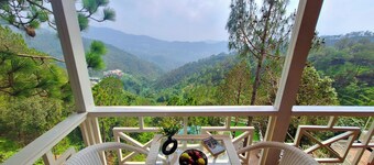 Koro Treehouse Resort