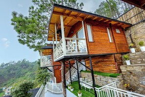 Exterior - Koro Treehouse Resort (Solan)