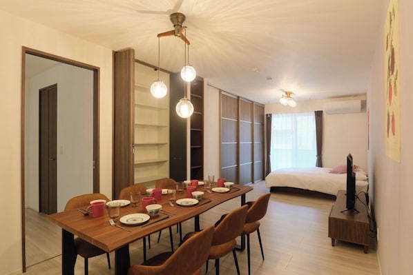 Living area - Grand Grace Zoshiki by Tranova (Tokyo)