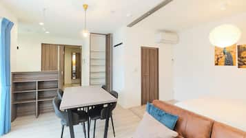D, 3-person Accomodation, Non Smoking | Living area | Flat-screen TV