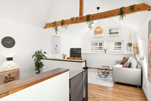 Kolibri - Design Maisonette mit Switch & Streaming