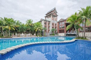 室外游泳池