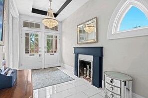 Interior - 4BR Home w/ Pool Table & FirePit | Best for Groups (Louisville)