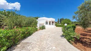 Property grounds - 4031 Villa Zia Rosaria by Barbarhouse (Ostuni)
