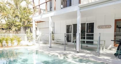 Breezy Beach House - Private Pool