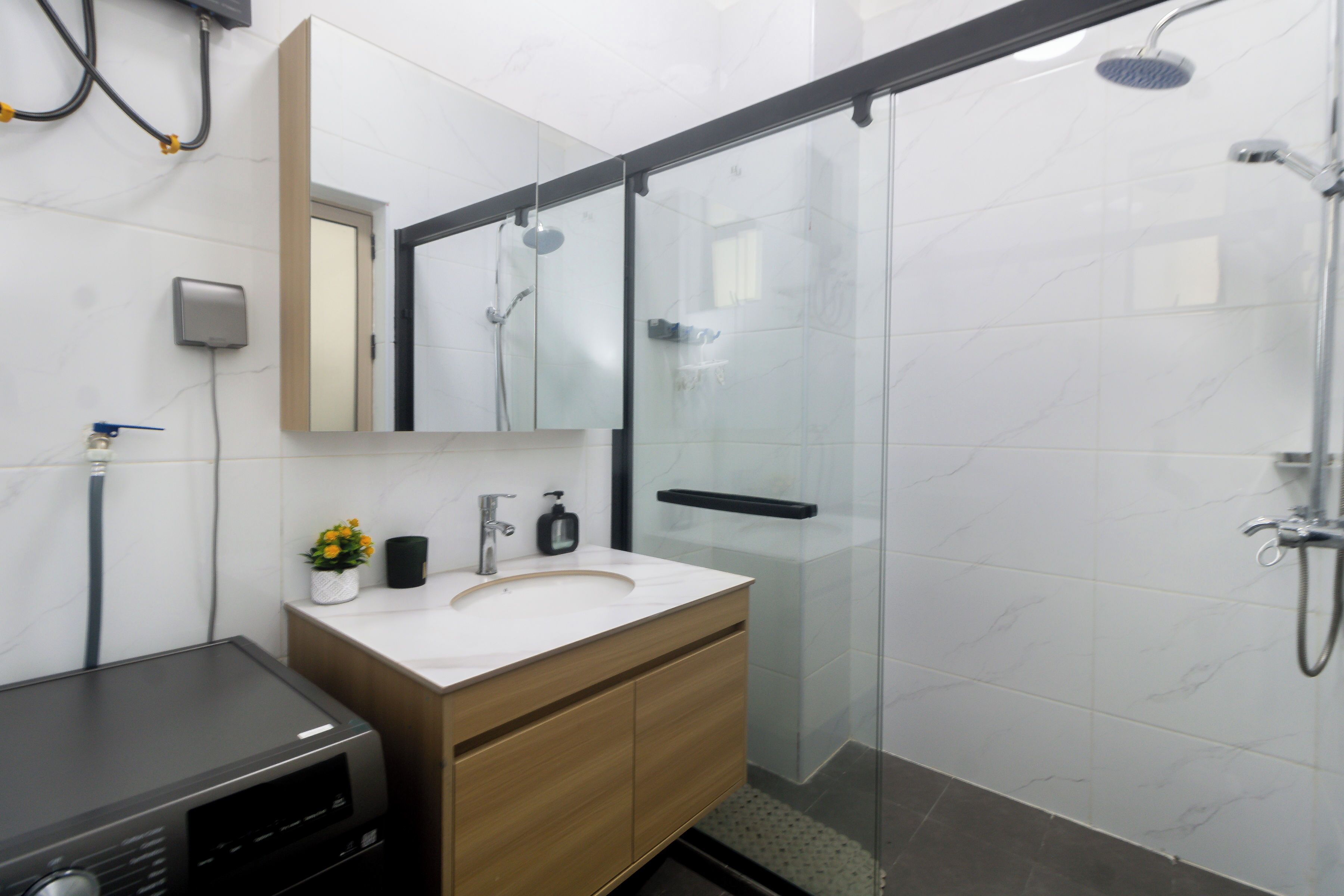 Shower, towels, soap, toilet paper
