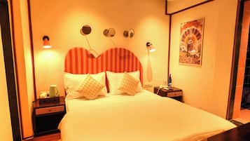 Deluxe Room | Egyptian cotton sheets, premium bedding, soundproofing, rollaway beds