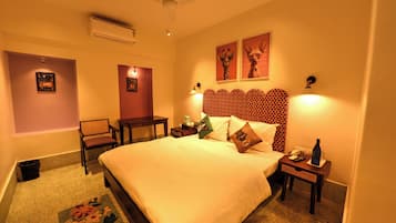 Egyptian cotton sheets, premium bedding, soundproofing, rollaway beds