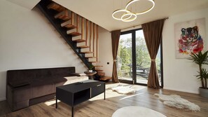 Villa, Mountain View | Living area | Toys