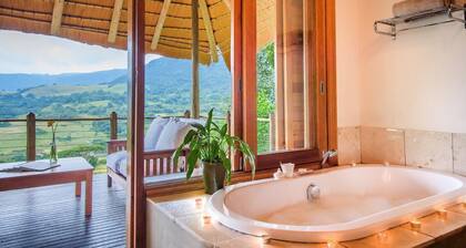 Luxury lodge in serene Karkloof Valley with 16 Villas