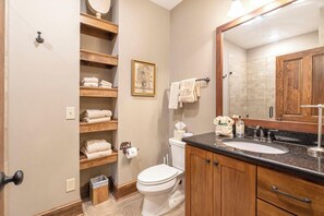 Shower, towels - Close to Skiing and Winter Sports, Gas Log Fireplace, Mtn View, Gated Resort, In (Boone)