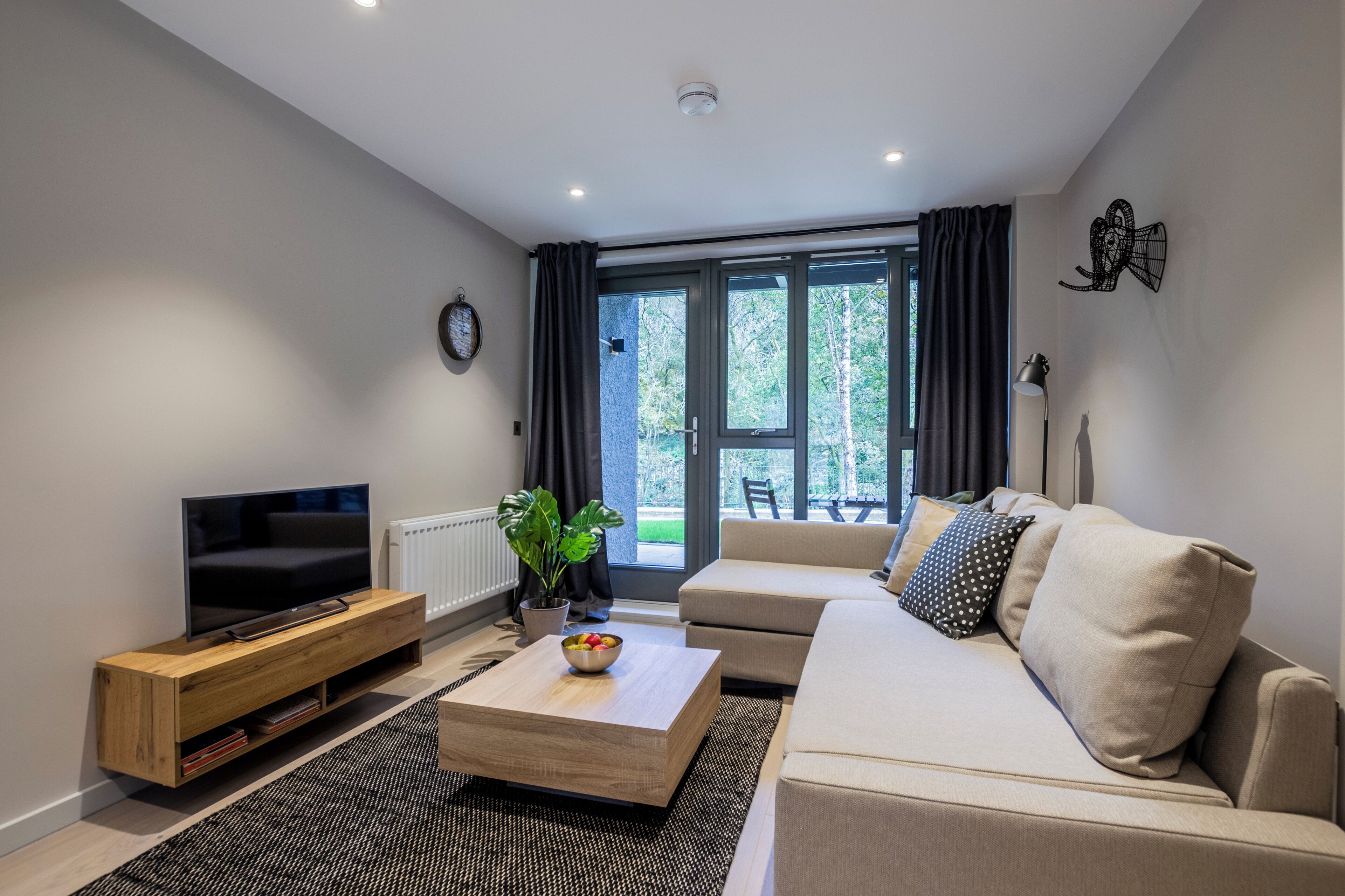 Apartment, 1 Bedroom | Living area
