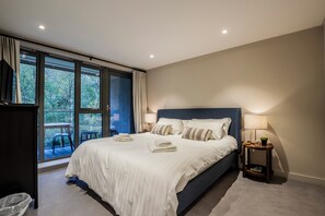 Appartement, 2 chambres | Fer et planche à repasser, literie fournie