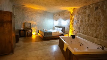 Business Room | Minibar, free WiFi