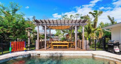 Manatee Manor by Beach Boutique Rentals