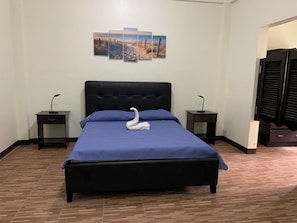 2 bedrooms, WiFi, bed sheets