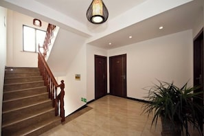 Unclassified image, 4 of 26, button - Hengyou Hostel (Wuyishan)