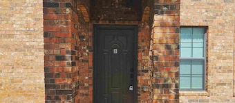 Apartment near University