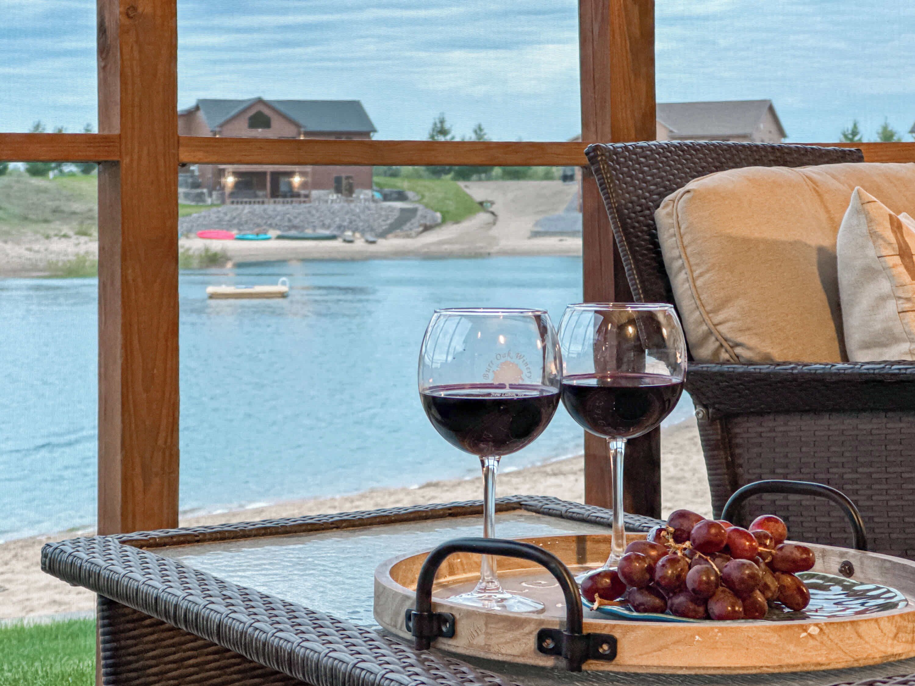 المنطقة المحيطة بالمنشأة