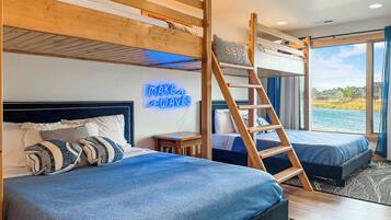 4 bedrooms, desk, iron/ironing board, travel crib