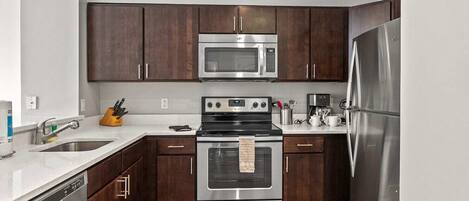 Fridge, microwave, oven, stovetop