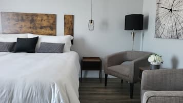 Blackout curtains, soundproofing, free WiFi