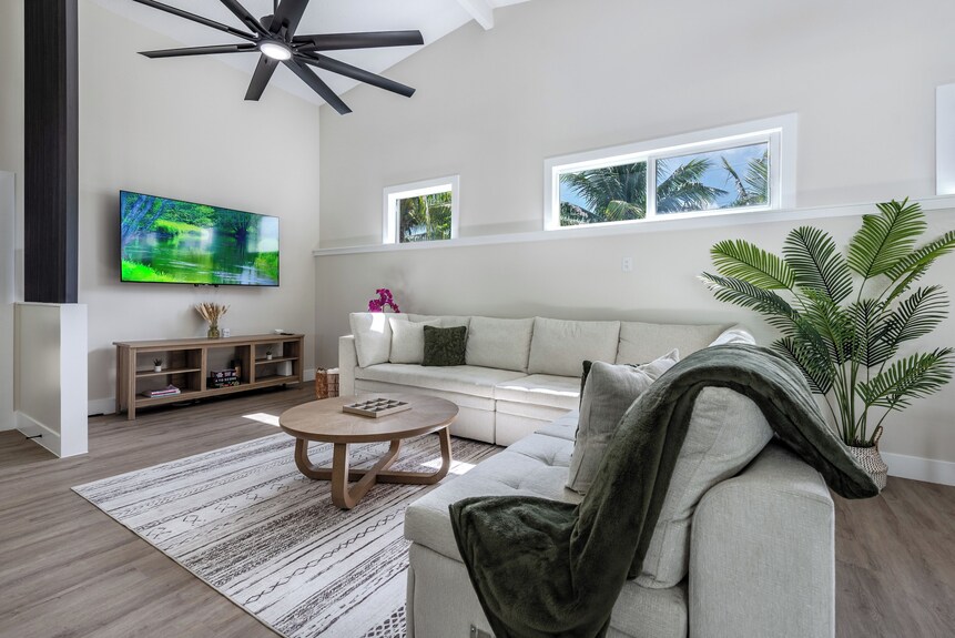 Luxury 4br/2ba Heated Pool Oasis - Mini Golf - Lake Worth, FL