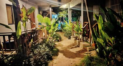 Cozy studio for group of friends or family in General Luna with WiFi and AC