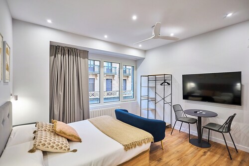 Apartamentos Esperanza by gaiarooms