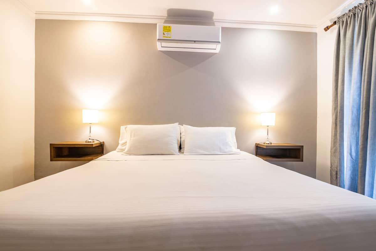 Superior kamer, 1 queensize bed | Een kluis op de kamer, gratis wifi