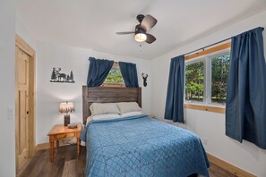 3 bedrooms, free WiFi, bed sheets