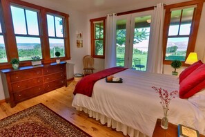 2 slaapkamers, een strijkplank/strijkijzer, wifi, beddengoed