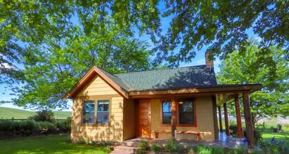 Armstrong Vineyard Cottage