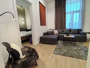 1 chambre, bureau, fer et planche à repasser, Wi-Fi